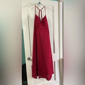 Women’s floor length formal dress new with tags